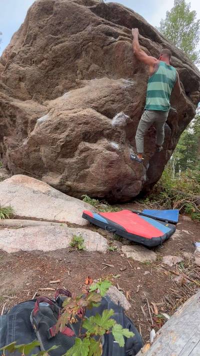 Meatball Right v6, Rocky Mountain National Park - Beta Video from Climbeze