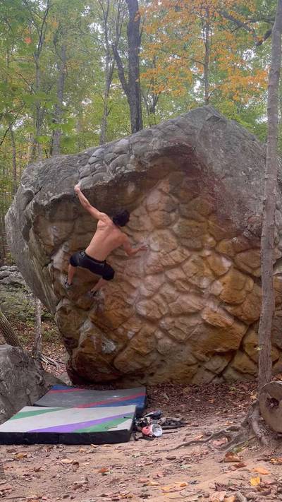 Golden Shower v5, Rocktown - Beta Video from gloveworld