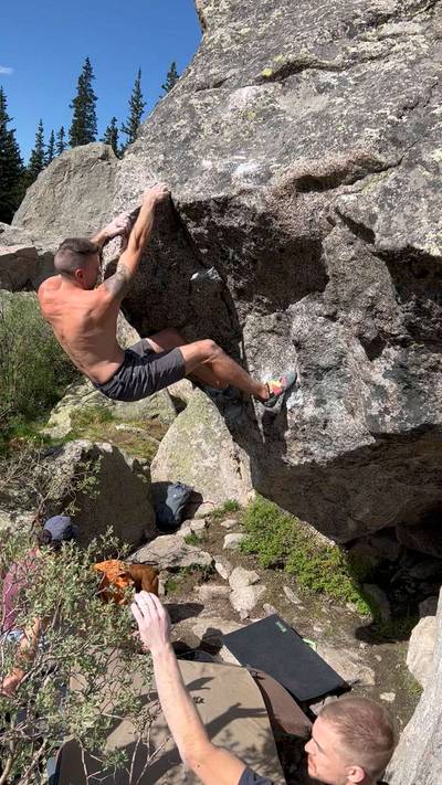Maker's Mark v5, Mt. Blue Sky - Beta Video from routesetter
