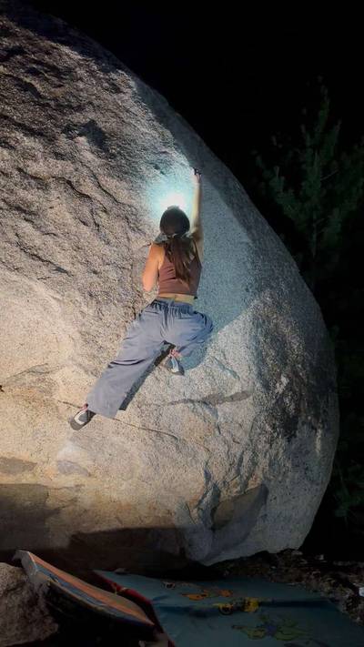 Electric Lady v5, Black Mountain - Beta Video from nina.