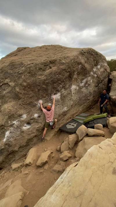 Spiral Traverse v1, Stoney Point - Beta Video from average.jug