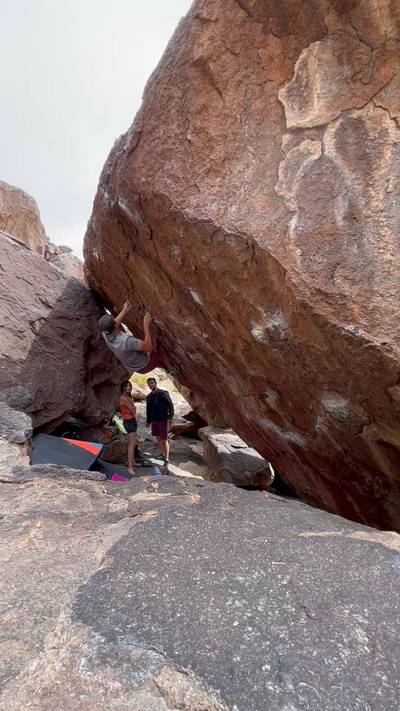 Hector in a Blender v7, Hueco Tanks - Beta Video from Mdmayhaps
