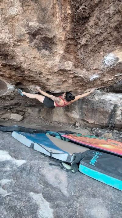 Bush League v8, Hueco Tanks - Beta Video from midoriontherocks