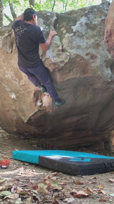 Nosey v1, Hospital Boulders - Beta Video from wild_flow3rs