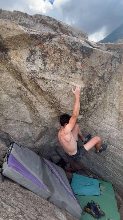 Stephan's Dihedral v7, Little Cottonwood Canyon - Beta Video from tmayfield