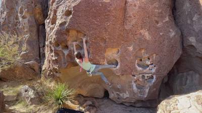 Beefy Reef Traverse v3, Hueco Tanks - Beta Video from JoanieMars