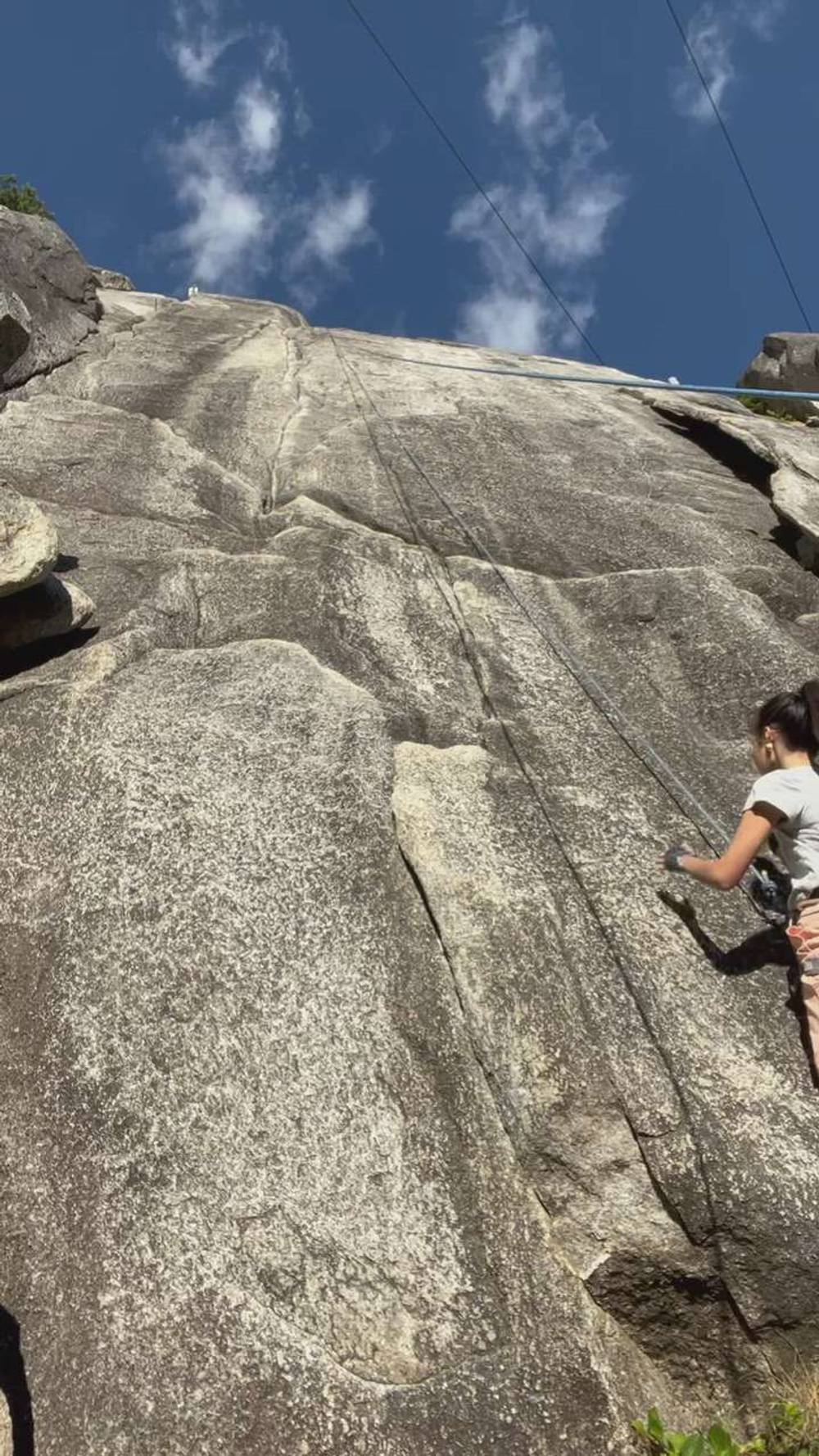 Flying Circus 5.10a, Squamish - Beta Video from granitejannet