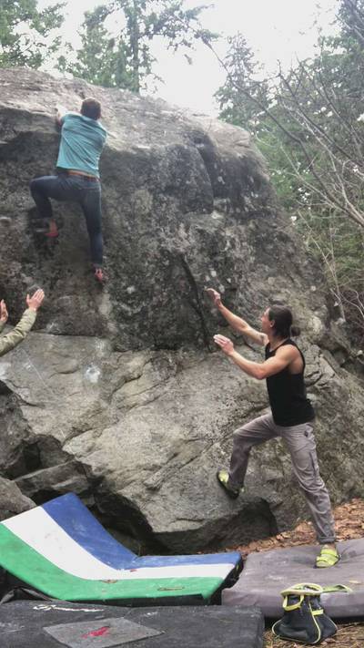 The Hourglass v7, Leavenworth - Beta Video from austinclimbing