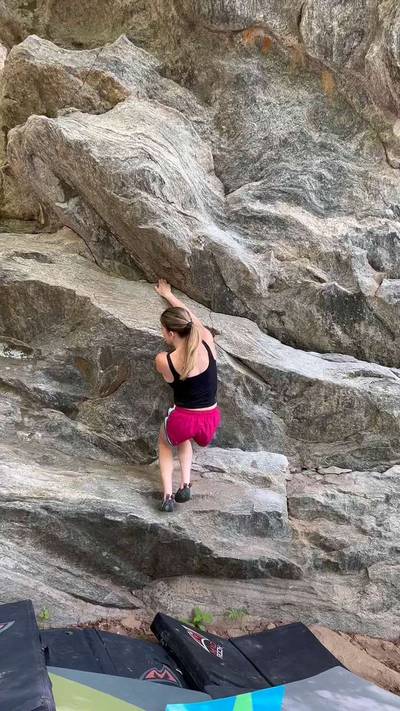 Classic Traverse v2, Rumbling Bald - Beta Video from LindseyRene
