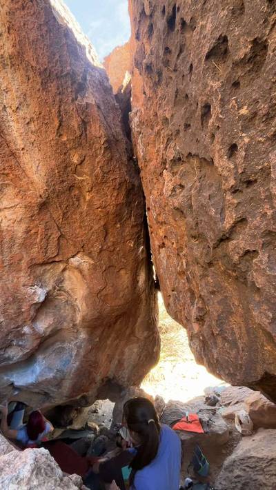 Lungfish v6, Hueco Tanks - Beta Video from JoanieMars