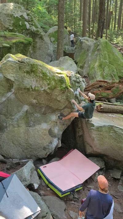Choss-a-block v2, Squamish - Beta Video from BrianYang
