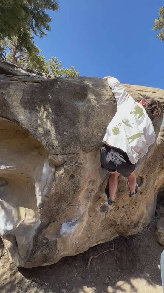Reach Around Left v4, Joe's Valley - Beta Video from mylesclimbs