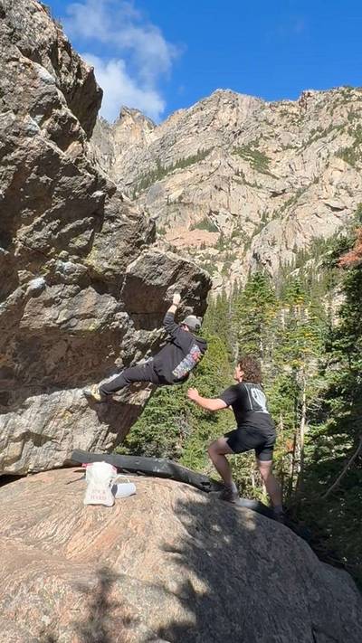 Warm Up (Kind Traverse) v1, Rocky Mountain National Park - Beta Video from Bad.Beta