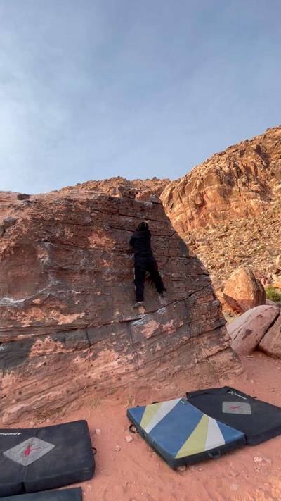 The Black Warm Up v0, Red Rock - Beta Video from a11i5on