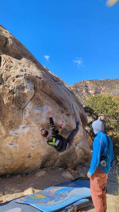 North Arête v6, Joe's Valley - Beta Video from capt.adventurepants