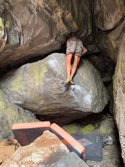 Lichen the Cave v4, Kelowna - Beta Video from lil.z