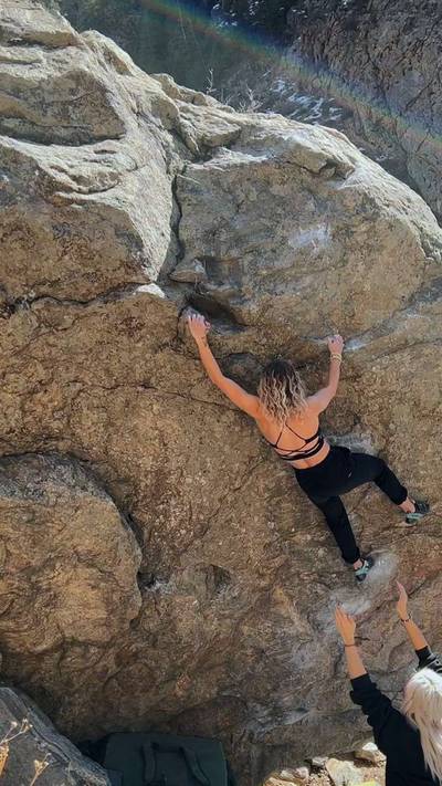 The Lurker v6, Clear Creek Canyon - Beta Video from climbingchelchel