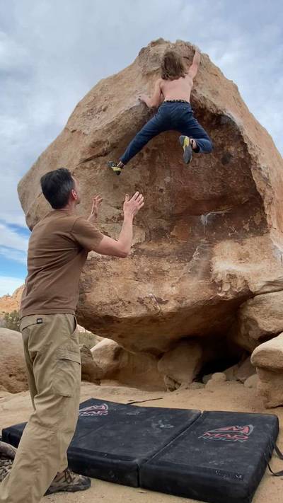 La Migra v3, Joshua Tree - Beta Video from egitnick