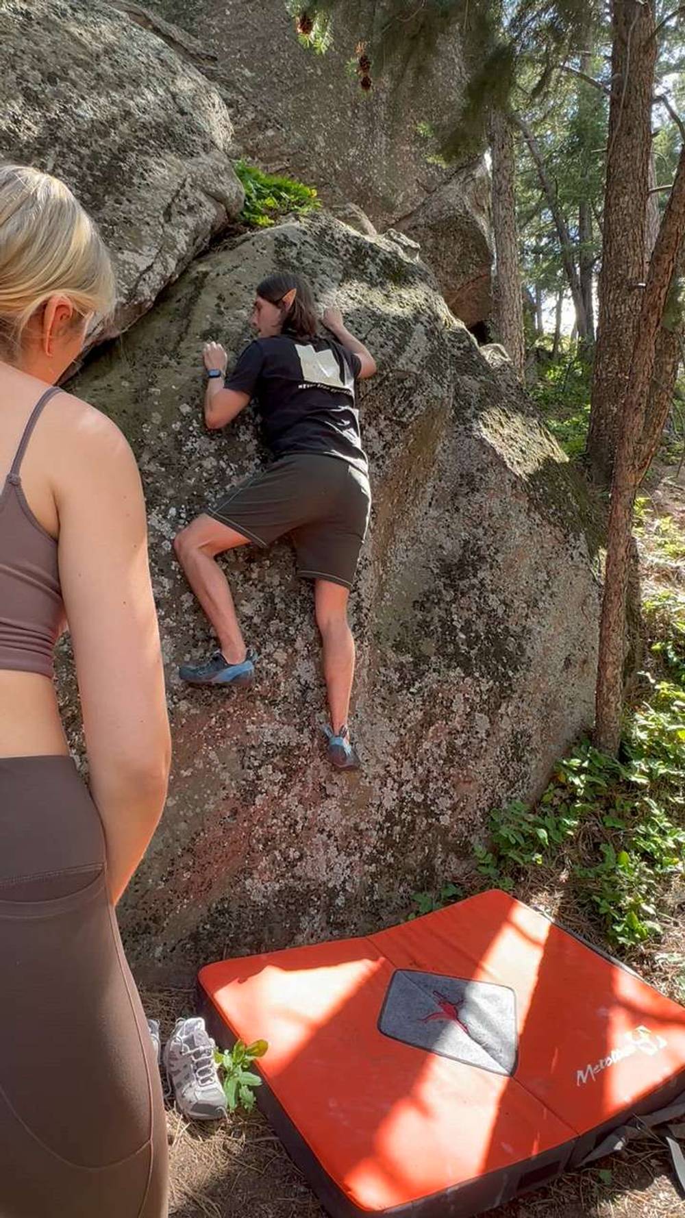 Mossy Slab v0, Flagstaff Mountain, CO - Beta Video from Chris_Ol