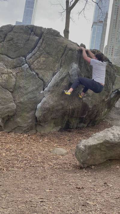Little Overhang v0, New York City - Beta Video from mdaytner