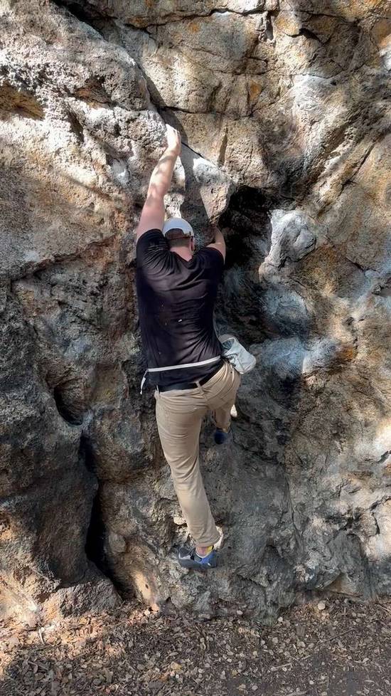 Bench Wall Crack (aka Nat's Crack) v1, Berkeley - Beta Video from joeytman