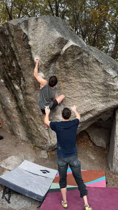 Lance's Dihedral v6, Little Cottonwood Canyon - Beta Video from JackieG
