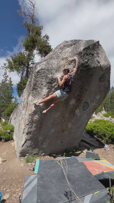 Girls on Film v7, Lake Tahoe - Beta Video from routesetter