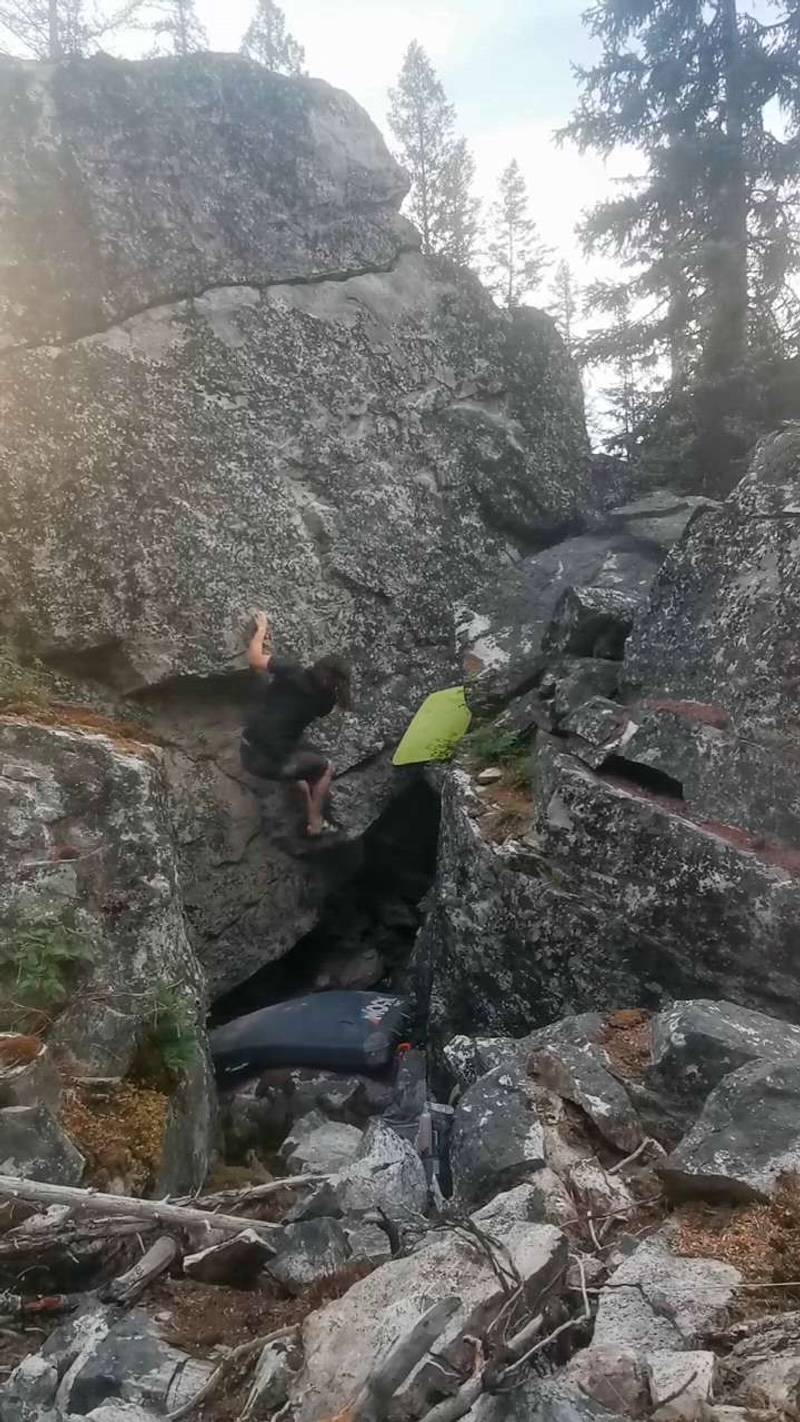 The Decent v2, Kelowna - Beta Video from manicmonkey