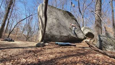 Yellow Wall Traverse v5, Boat Rock - Beta Video from JohnMcCauley