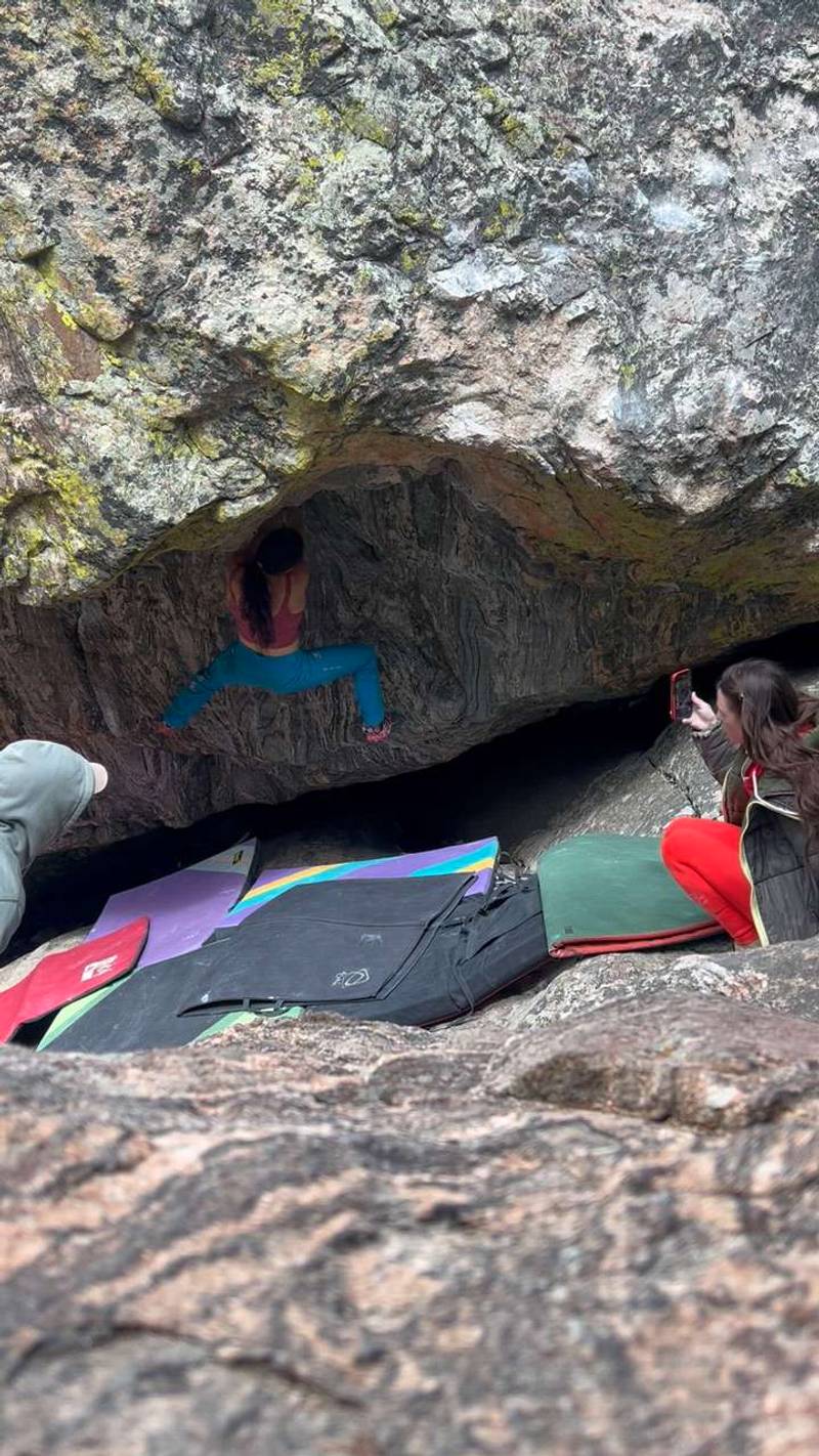 The Crack aka Dead Potter v7, Rocky Mountain National Park - Beta Video from lilyswann
