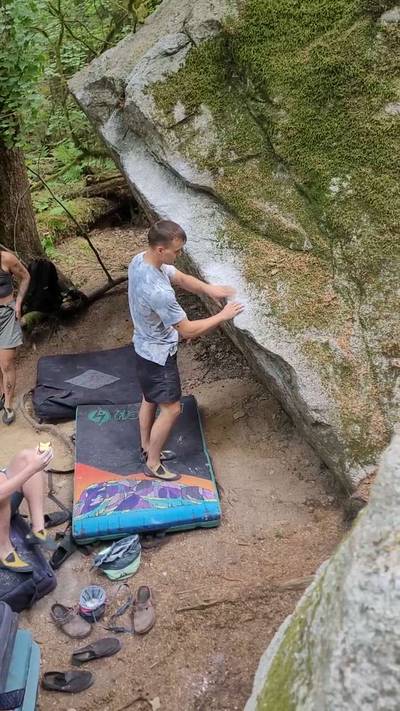 The Cable v1, Squamish - Beta Video from CarsonClimbs