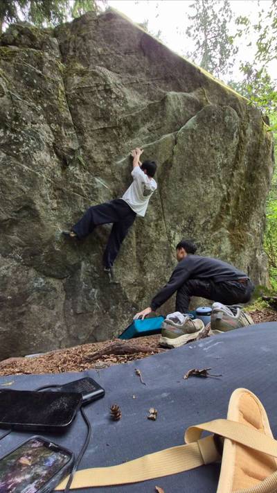 World's Best Boulder Problem v4, Squamish - Beta Video from josh.abaya