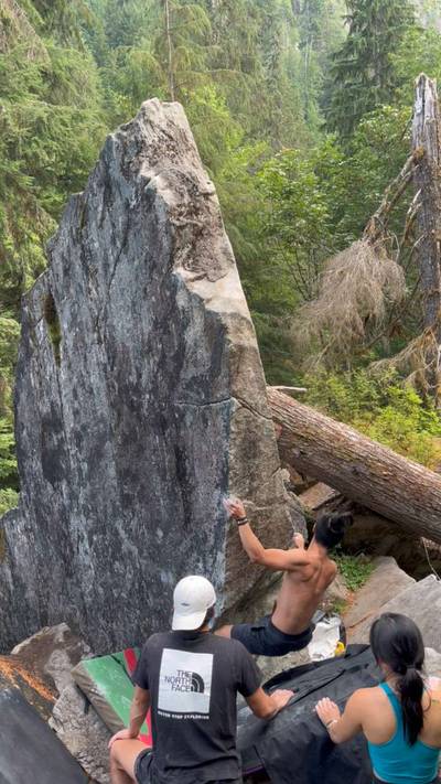 French Exit v4, Miller River - Beta Video from cc.climbs.rocks