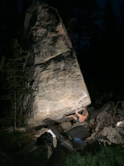 Surf Arete Low v8, Kelowna - Beta Video from rohan_grey