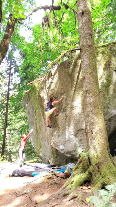 Squealing Pork v7, Squamish - Beta Video from CarsonClimbs