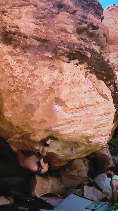 Tryptophan v6, Red Rock - Beta Video from lalaclimbs