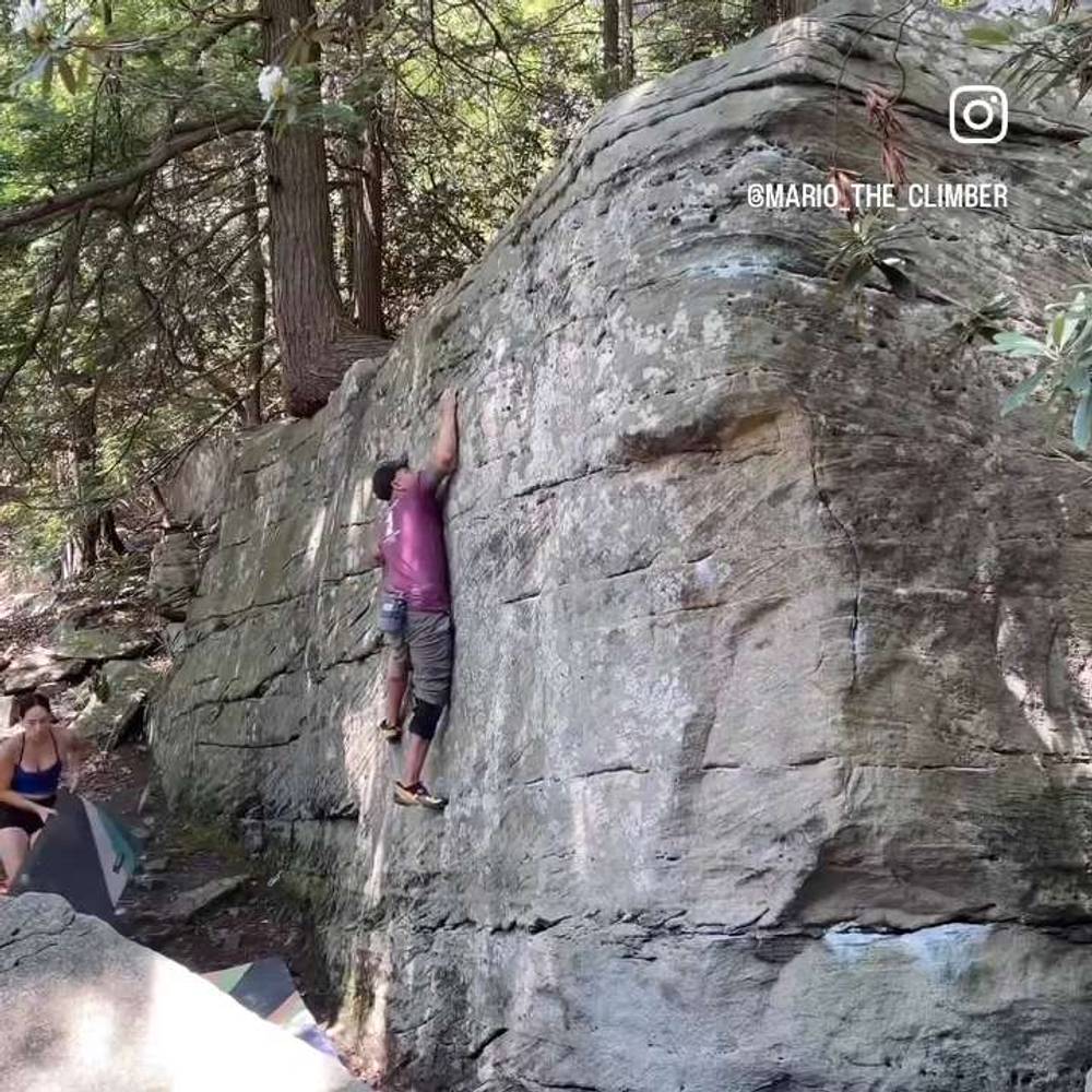 Warmup Traverse v0, Coopers Rock - Beta Video from MarioTheClimber