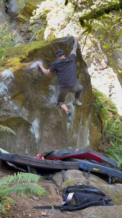 Triangle Face v7, Carver - Beta Video from StinkeePete