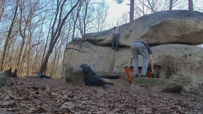Gaping Crack v0, Boat Rock - Beta Video from JohnMcCauley