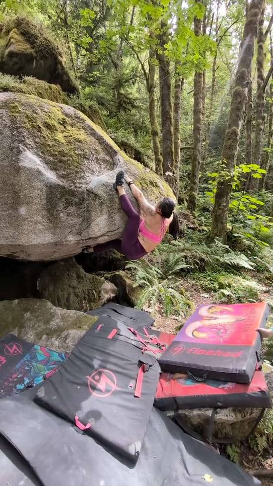Z Goobenstubar v9, Squamish - Beta Video from midoriontherocks