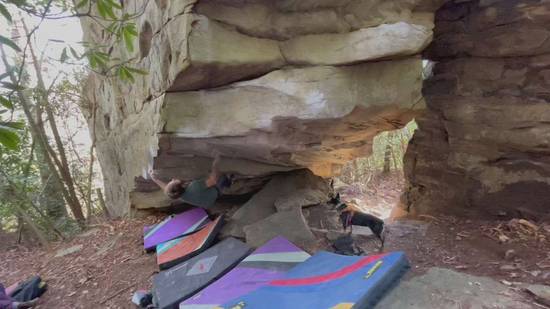Chesticular Fortitude v9, New River Gorge - Beta Video from bcuzhedrick