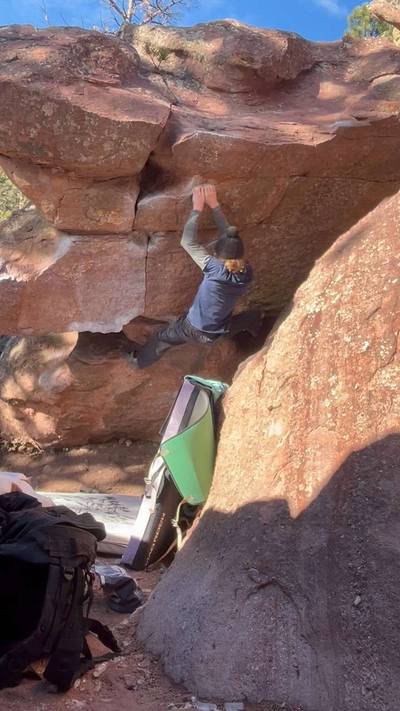 Curmudgeon v7, Flagstaff Mountain, CO - Beta Video from Damion