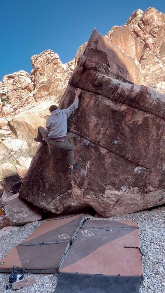 B Team Arete v2, Red Rock - Beta Video from coolguyJD
