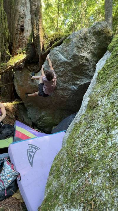 Undergrowth v5, Squamish - Beta Video from MorganP