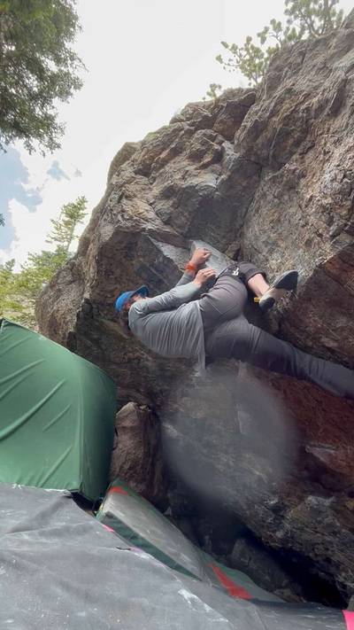 Kneebar v6, Rocky Mountain National Park - Beta Video from Tieg13