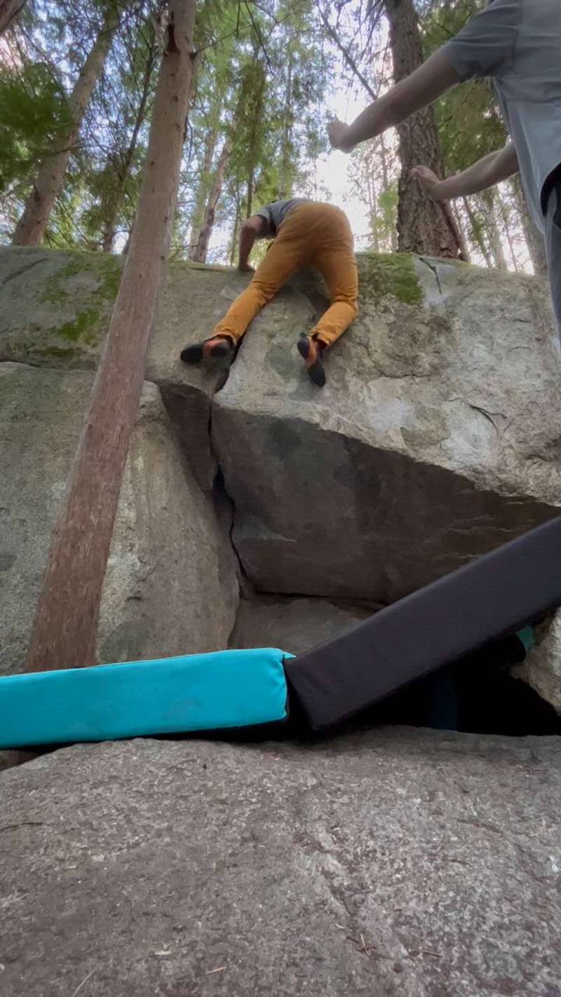Lie-back Crack v0, Vancouver - Beta Video from akko