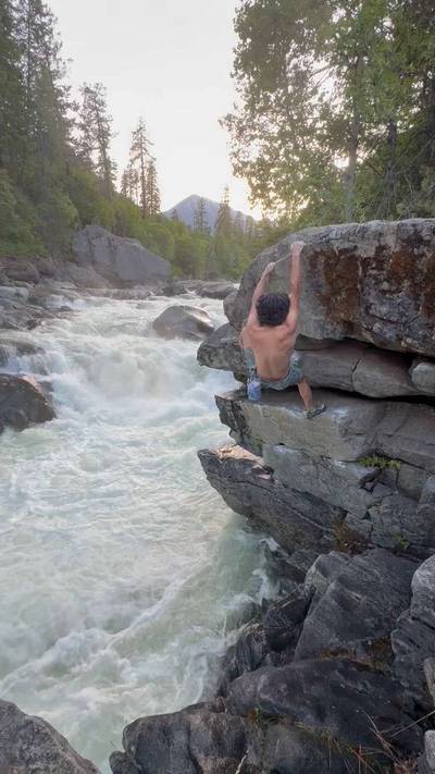 The Sleeping Lady v2, Leavenworth - Beta Video from azlathi