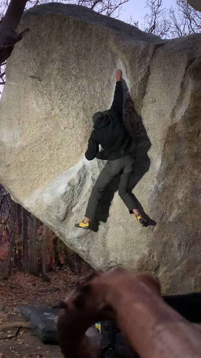 Twisted Sit v6, Little Cottonwood Canyon - Beta Video from brennonmtb