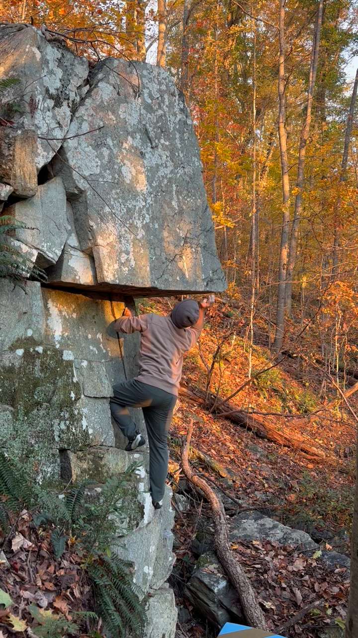 Big Block Left v2 - Main, Rocks State Park Bouldering - Watch Beta Videos