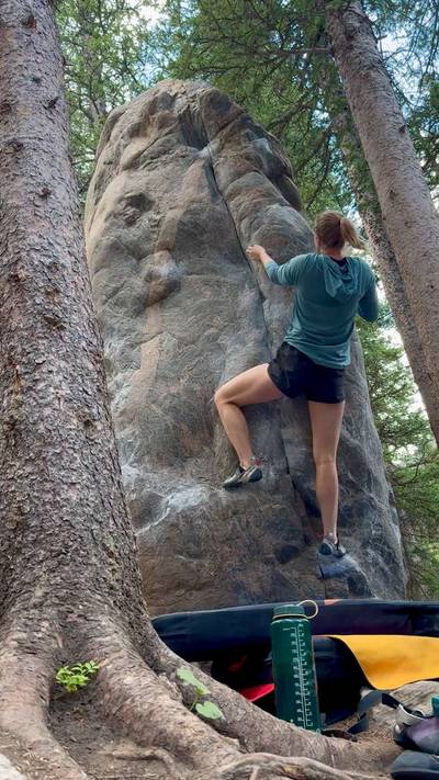 Warm Up Arete v3, Guanella Pass - Beta Video from RuhRowe